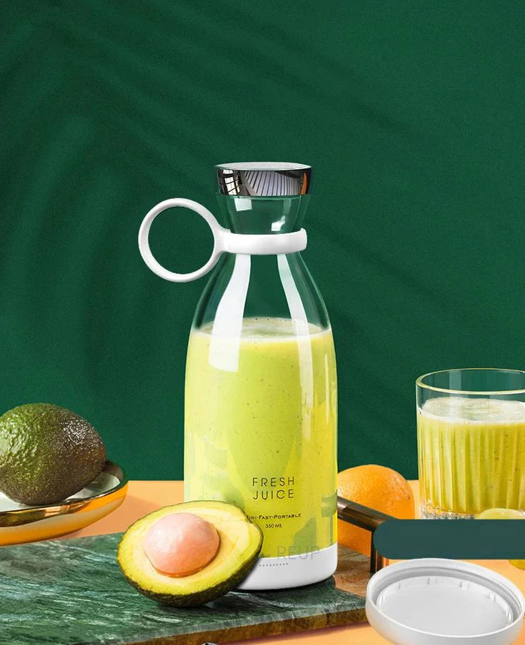 Traverl Portable Mini Juice Blender | The Blendy